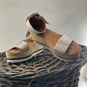 Sea By Chloe Women's White Ankle Strap Slip On Platform Sandal Heels Size 38